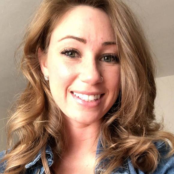 Meet your Posher, Tonya - Picture 1 of 1